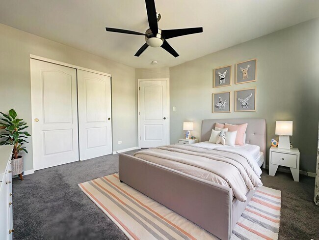 Building Photo - 2409 Golf Ridge Cir