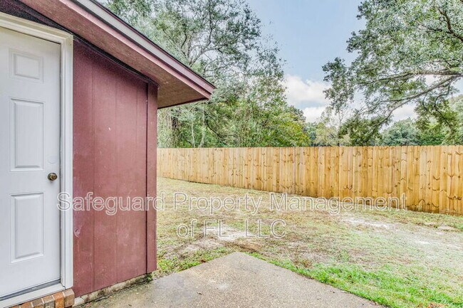 Building Photo - 4173 Ravenwood Dr