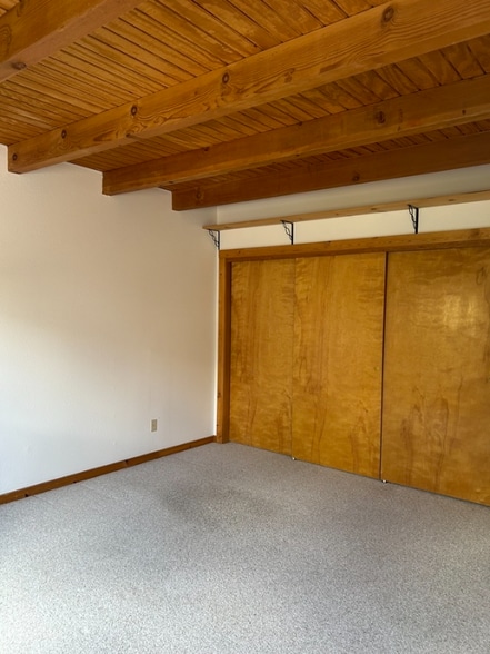 Building Photo - 132 Romero St