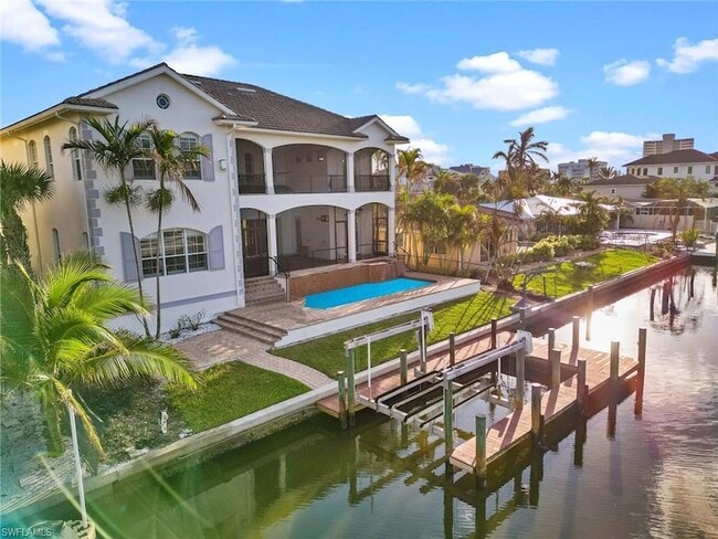 Building Photo - 405 Tradewinds Ave