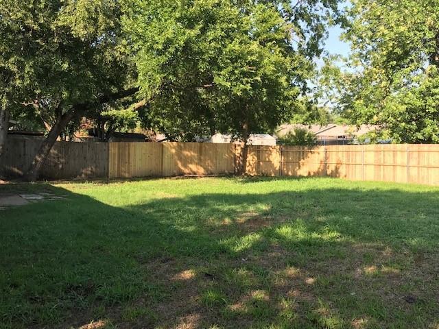 Building Photo - 501 Oxford Park