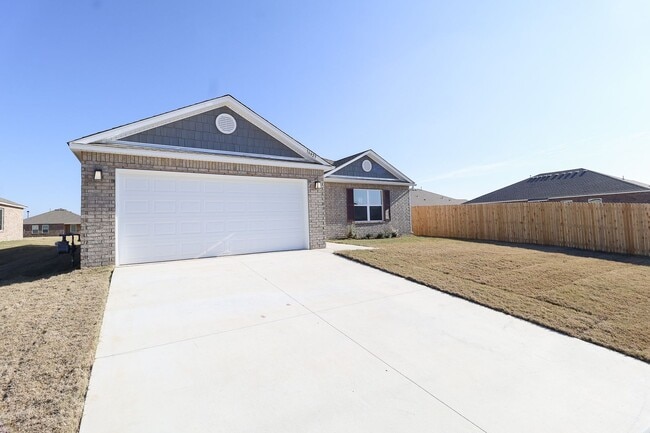 Building Photo - New Build 3 Bedroom Home Available For Immediate Move In!! Robninson Ranch