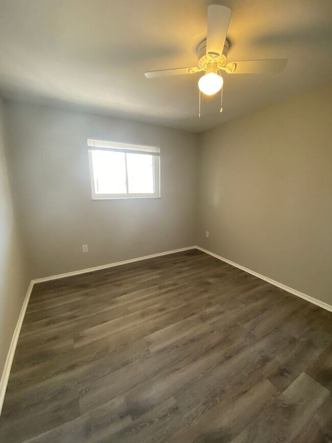 Building Photo - Spring Sale! Newly Renovated All Electric ...