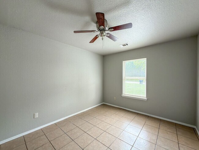 Building Photo - 906 N.46th Street-