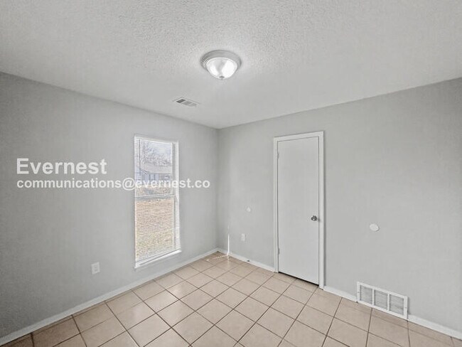 Building Photo - 6270 Jamestown Dr