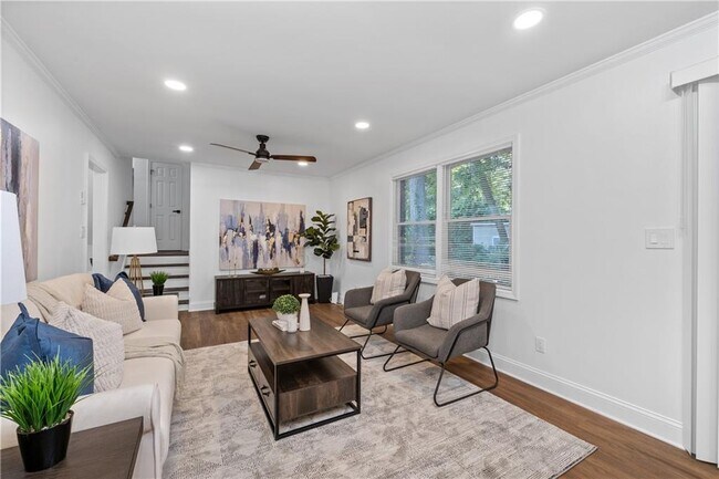 Building Photo - 3144 Flamingo Dr