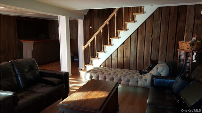 Building Photo - 137 Bethlehem Rd