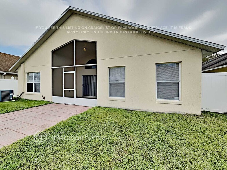 Building Photo - 10210 Merrimac Manor Dr