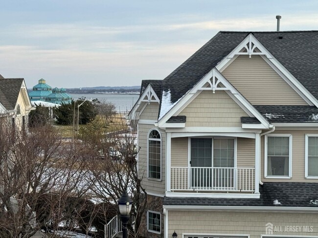 Building Photo - 51 S Shore Dr