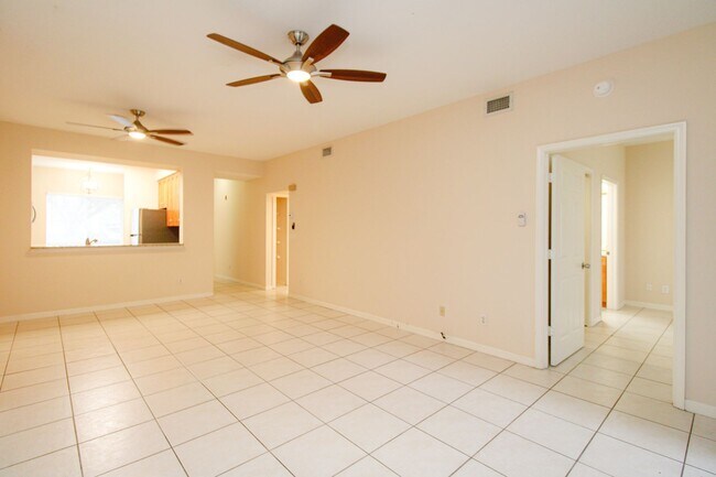 Building Photo - ***2BED/2BATH***PRESERVE VIEW***UPDATED KI...