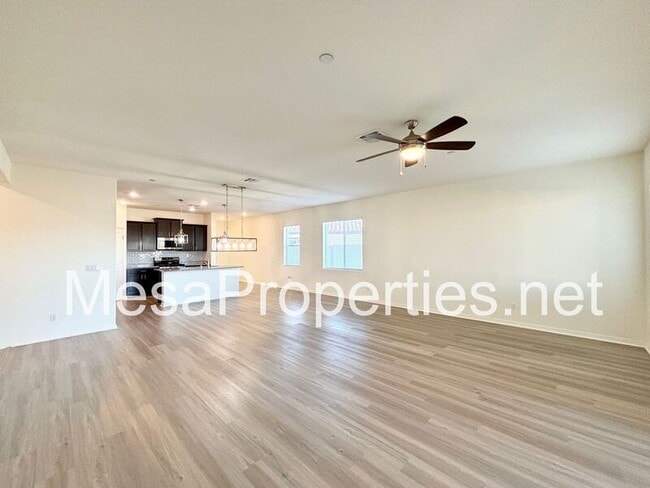 Building Photo - 15886 Rain Lily Ct