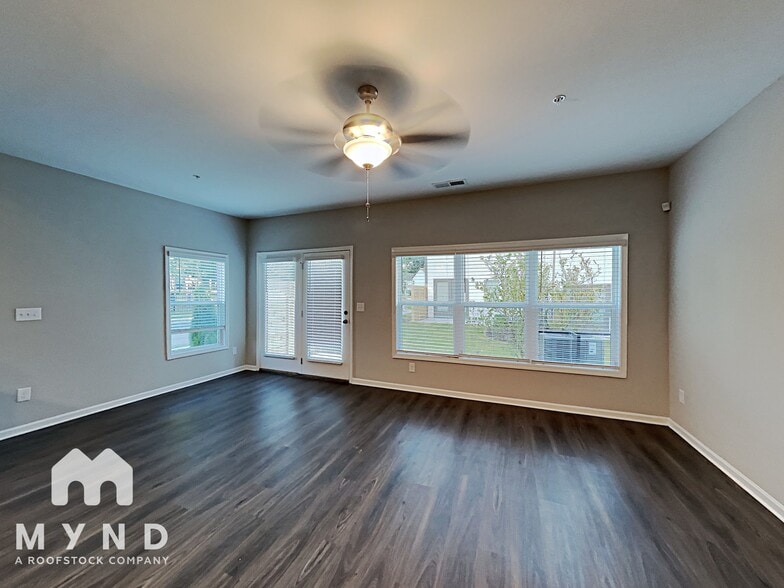 Building Photo - 2861 Regal Park Dr NW