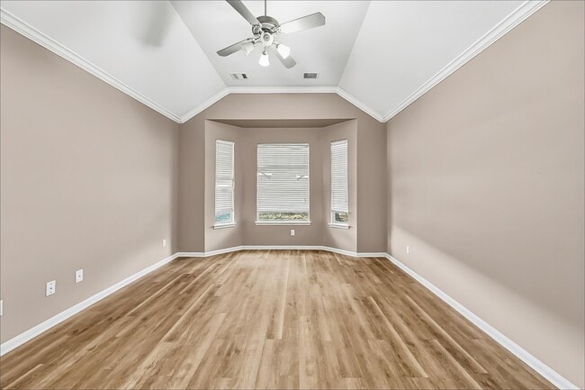 Building Photo - 2012 Haven Springs Ln