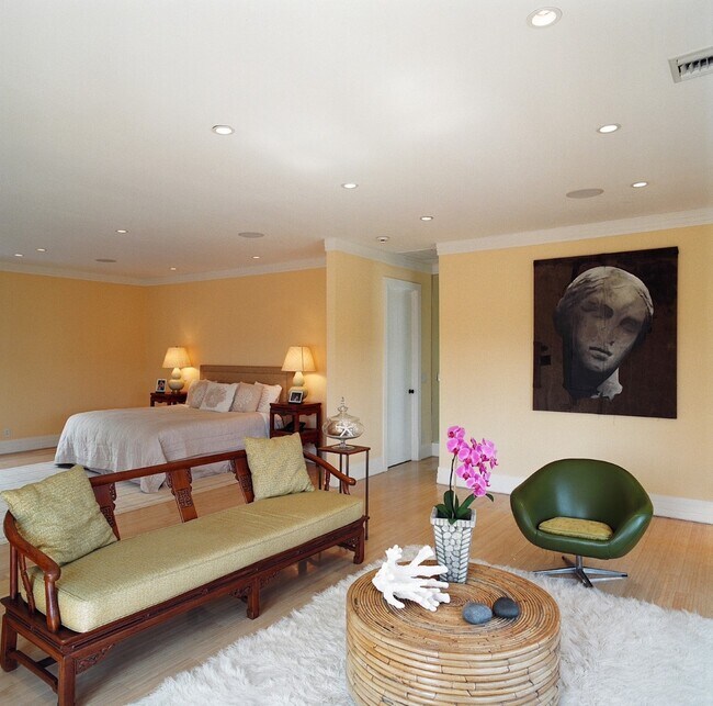 Building Photo - 244 Flying Point Rd