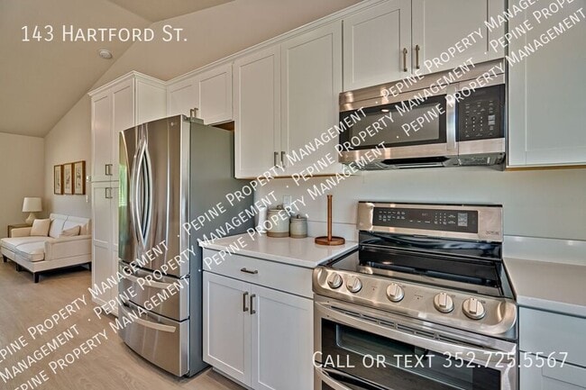 Building Photo - 143 Hartford St