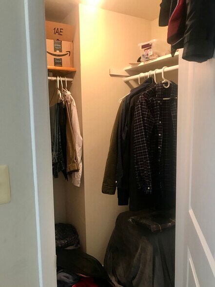 Bedroom 2 closet - 526 St Paul St