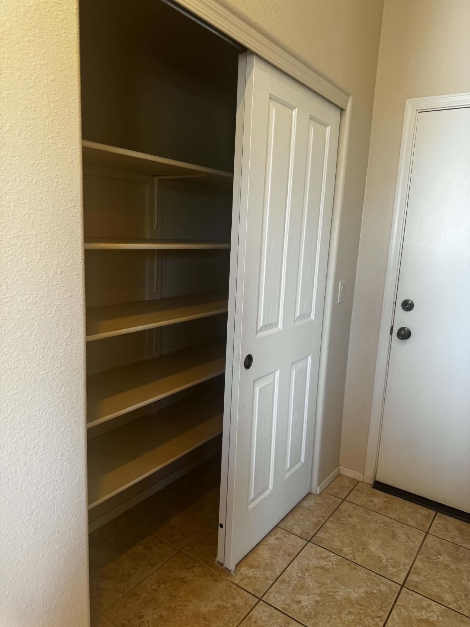 pantry - 4579 S Camino del Tejon