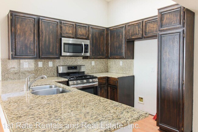 Building Photo - 3 br, 2 bath House - 10375 Crossing Green