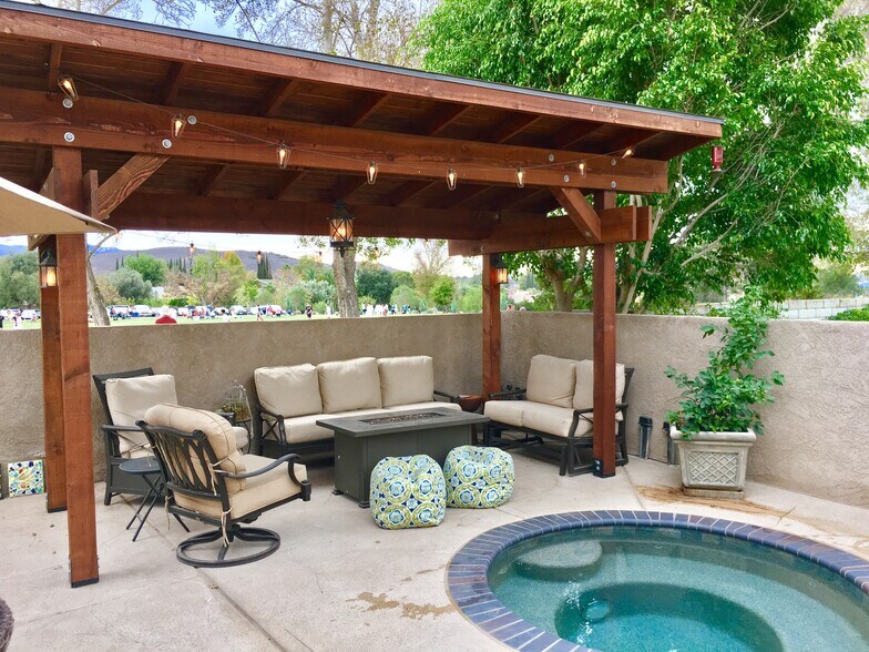 Building Photo - 672 Garland Court