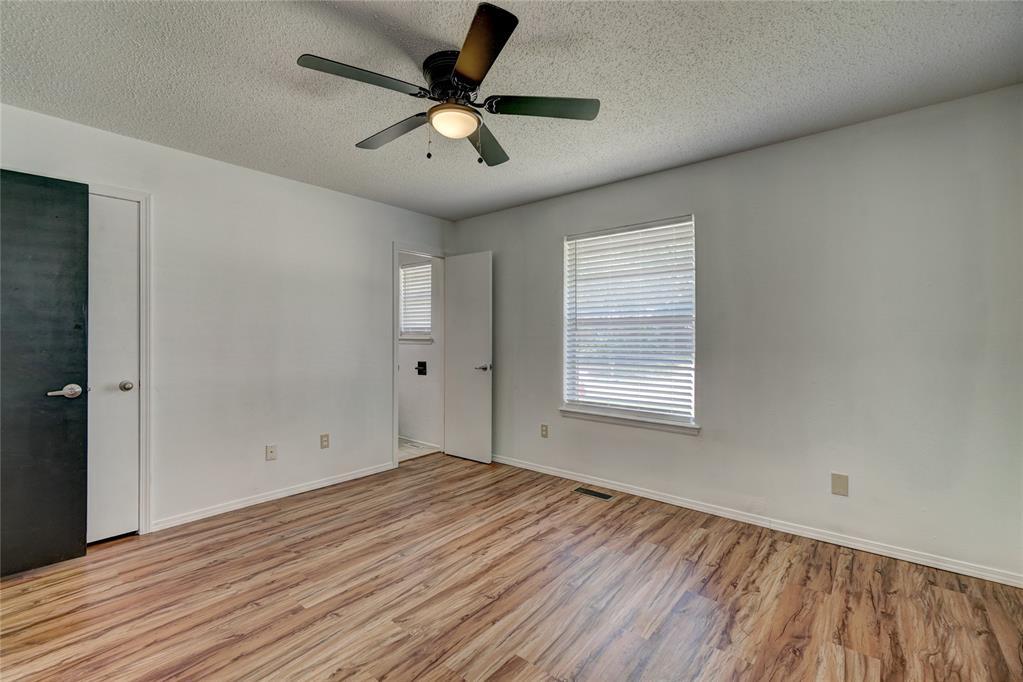 Building Photo - 1124 Merrymen Grn