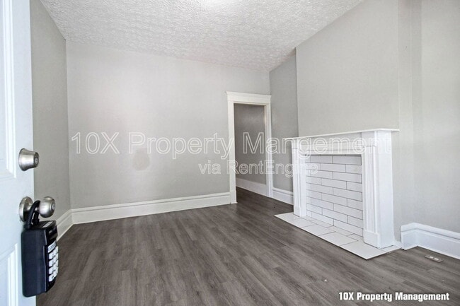 Building Photo - 1129 McAllister Ave