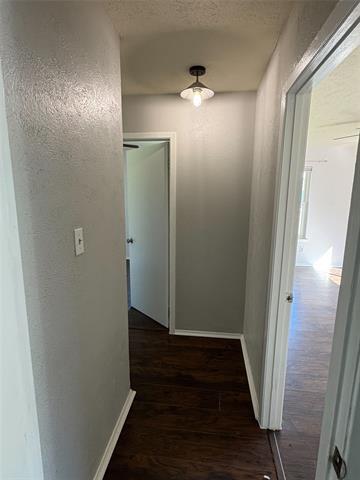 Building Photo - 2402 Leslie St