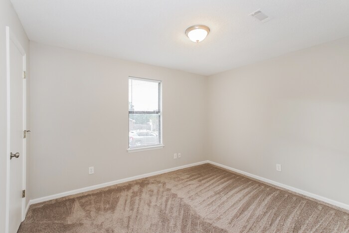 Building Photo - 3508 Reins Ct