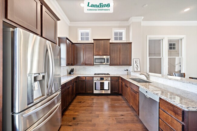 Building Photo - 9447 Fannin St