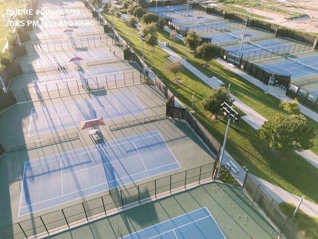 Building Photo - Irvine 2 Bedroom Condo