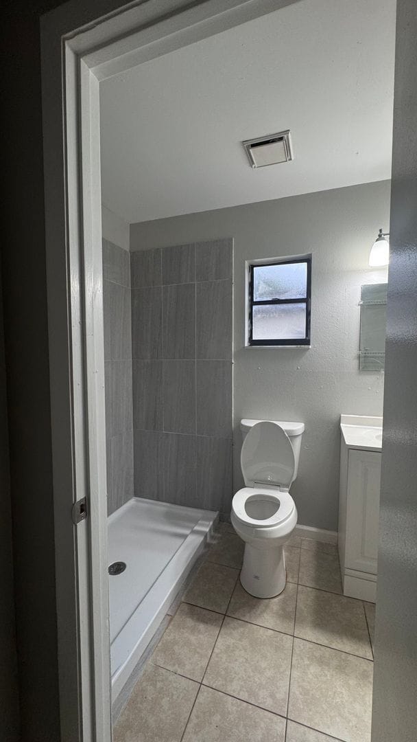 Building Photo - Move-In Ready 2BR/2BA Home with Modern Updates & Prime Zephyrhills Location!