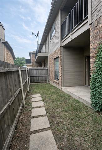 Building Photo - 3500 E Park Blvd