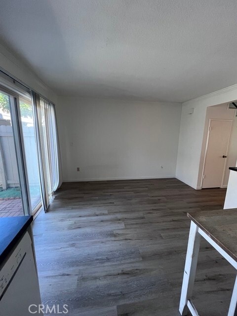Building Photo - 6711 Sun Dr