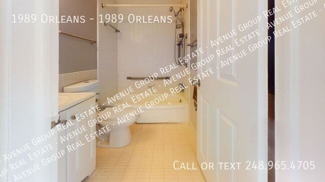 Building Photo - 1989 Orleans St