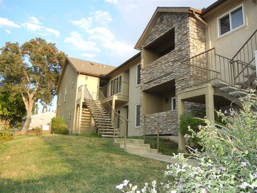 Building Photo - 7745 Stalmer St