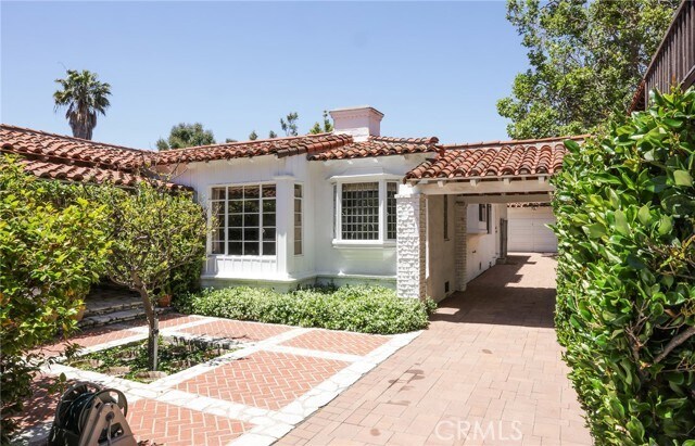 Building Photo - 10781 Lindbrook Dr