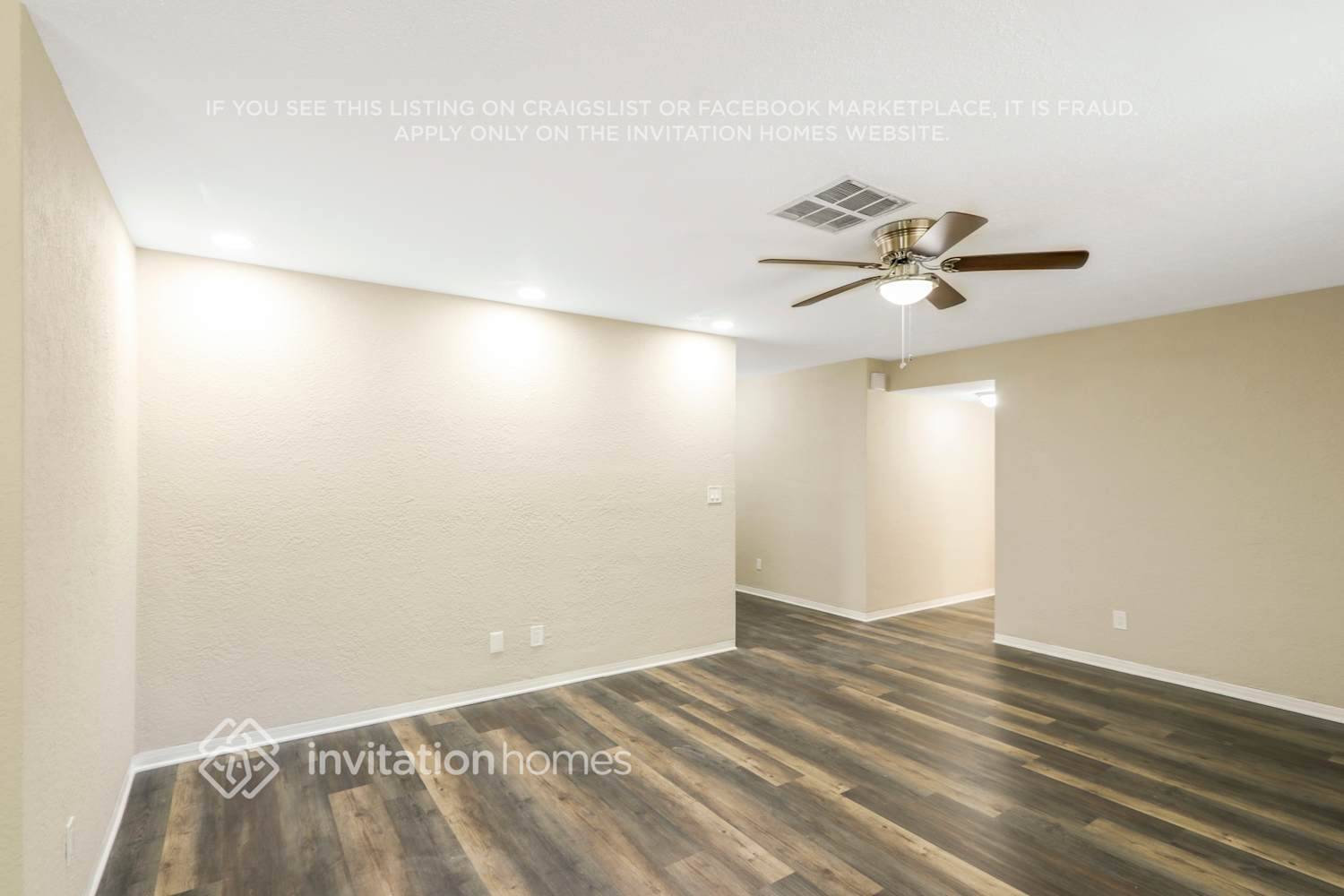 Building Photo - 3944 Porpoise Dr SE