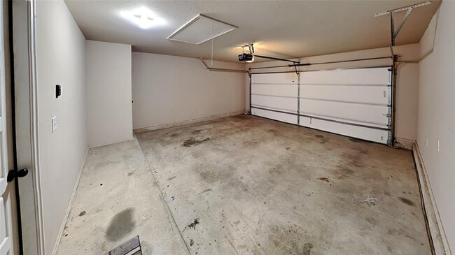 Building Photo - 1300 Selborne Pl