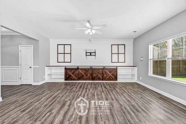 Building Photo - Spacious Living in Moncks Corner