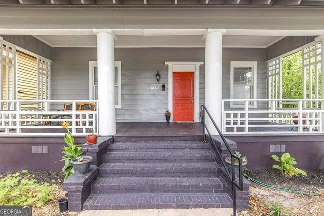 Building Photo - 1475 3rd St