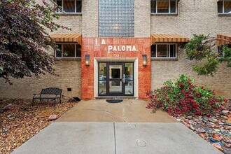 Building Photo - Bright Updated 2-Bed Condo with Vintage Charm Near Wash Park & Cherry Creek