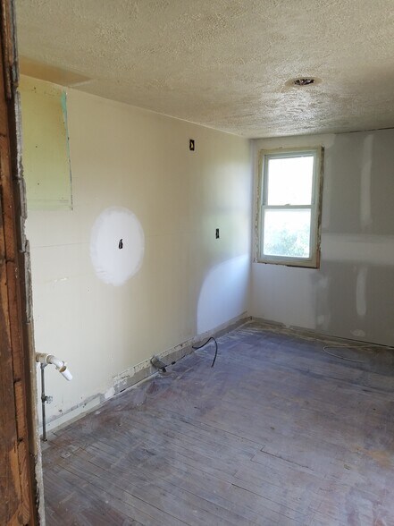 Building Photo - 1116 S Main St