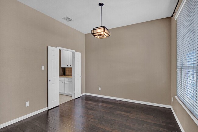Building Photo - Meticulously Maintained McKinney Gem!