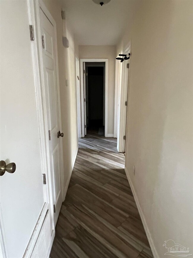 Building Photo - 4207 Cherry Laurel Dr