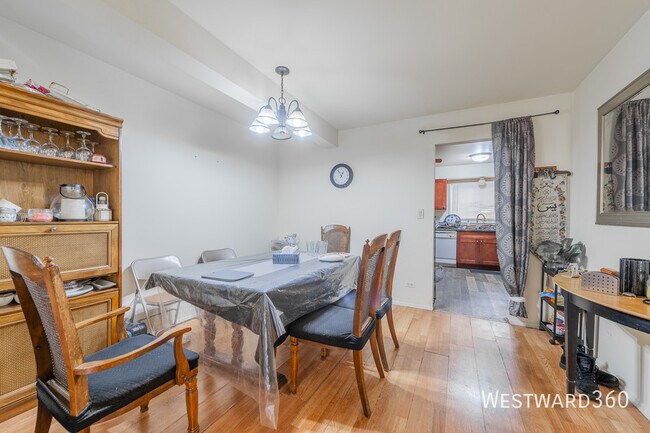 Building Photo - 10409 Dearlove Rd