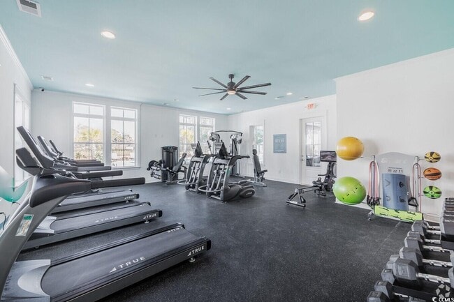 Building Photo - 1501 Flatwood St