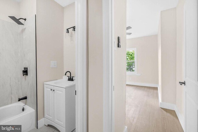 Building Photo - 4288 Viola St