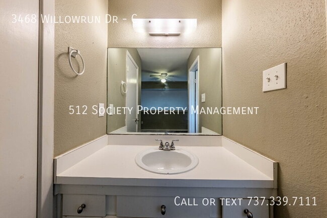 Building Photo - 3468 Willowrun Dr