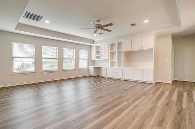 Building Photo - 4536 St James Dr