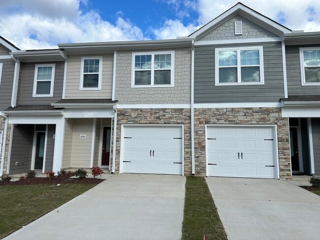 Building Photo - 6905 Thalweg Dr