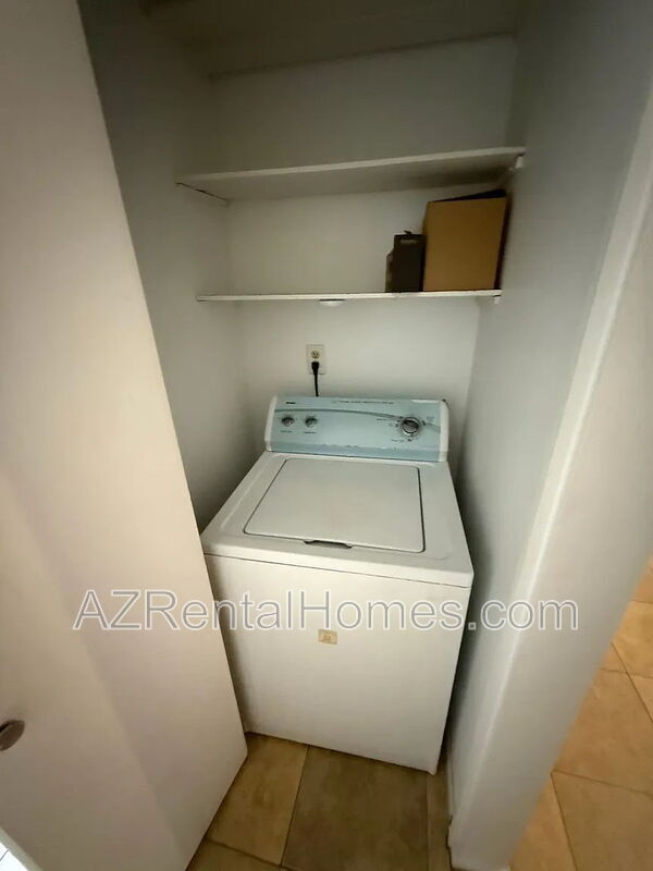 Building Photo - 6820 E Avalon Dr